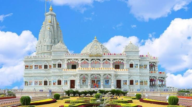 Maa Gayatri Dham Hotel Vrindāvan Екстериор снимка