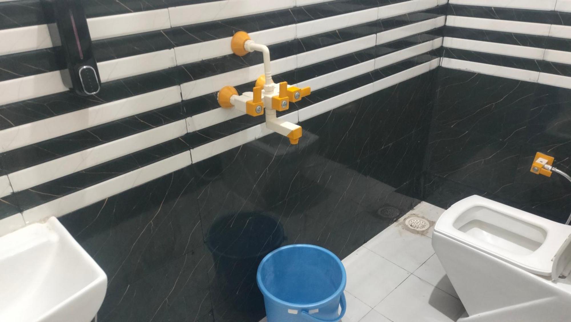 Maa Gayatri Dham Hotel Vrindāvan Екстериор снимка